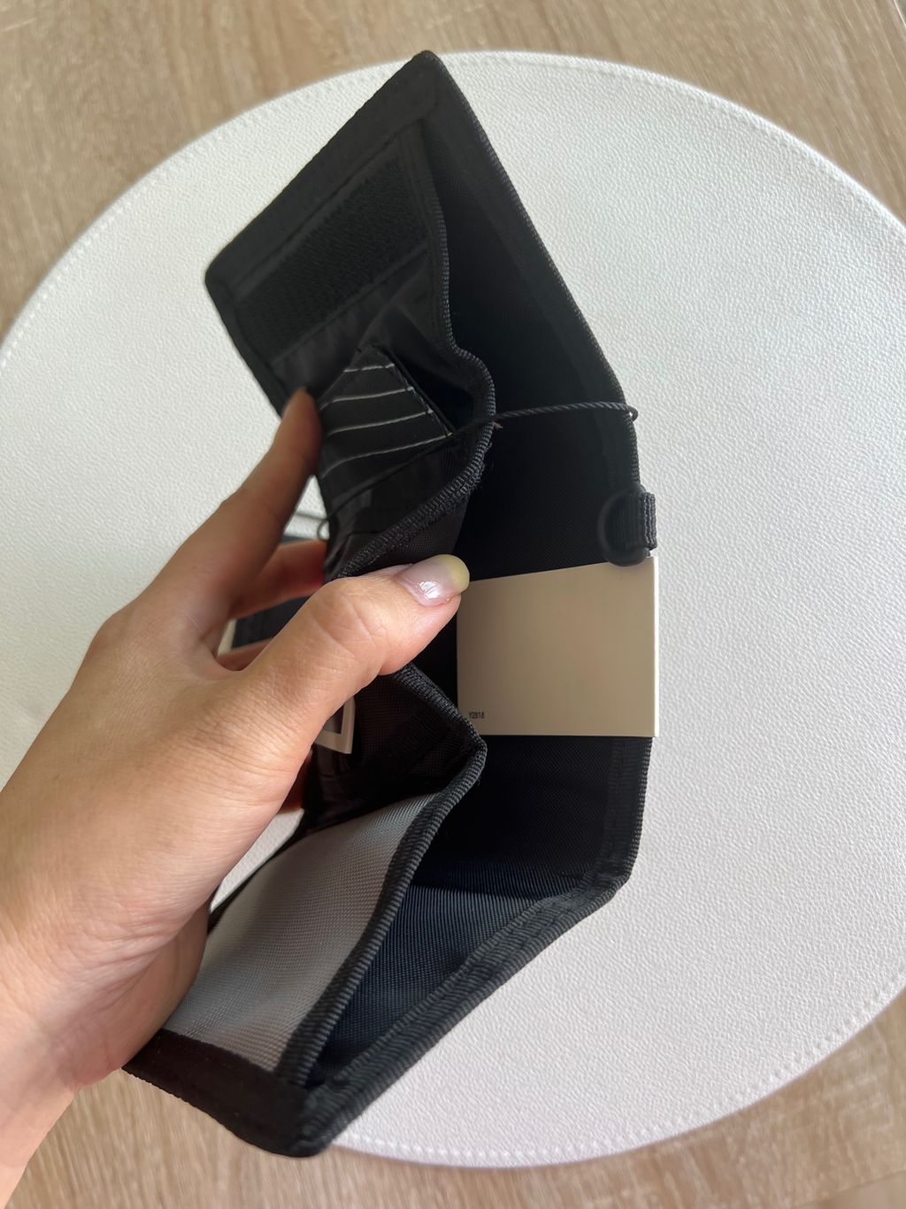 잔스포츠 블랙 코어 트라이폴드 카드홀더 여행용 지갑 캔버스 카드지갑 3종 | 크로켓