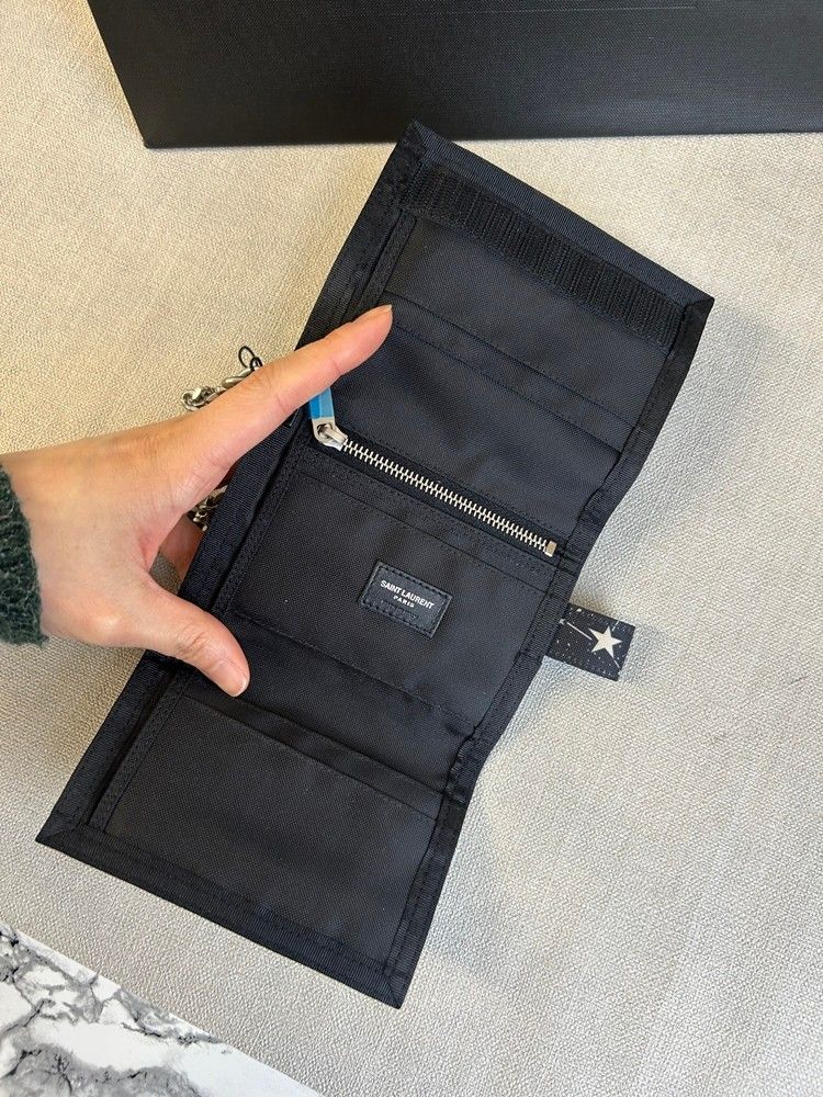 Folding Wallet Saint Laurent Pineapple Wallet 생로랑 체인 스트랩
