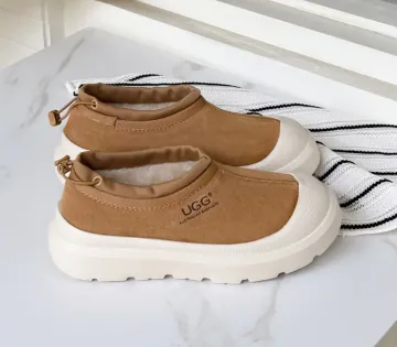 호주 에버어그 2025FW 신상 남여공용 시어링울 청키 플랫폼 어그양털슬리퍼 슬립온부츠