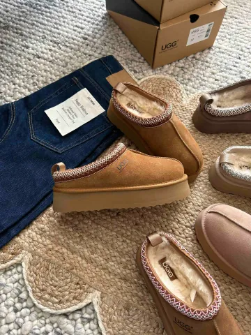 호주 에버어그 타즈만 스티치 플랫폼 어그 슬리퍼