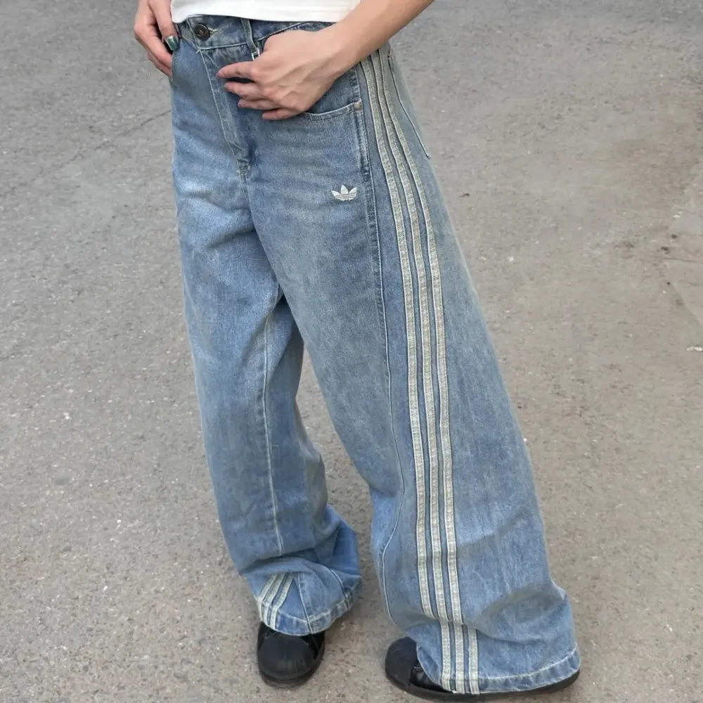아디다스 우먼즈 오리지널 와이드 루즈핏 데님 JN0726