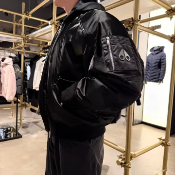 무스너클 조지 새틴 봄버 재킷 남성용 Moose Knuckles Georgie Satin Bomber Jacket  M16MB060