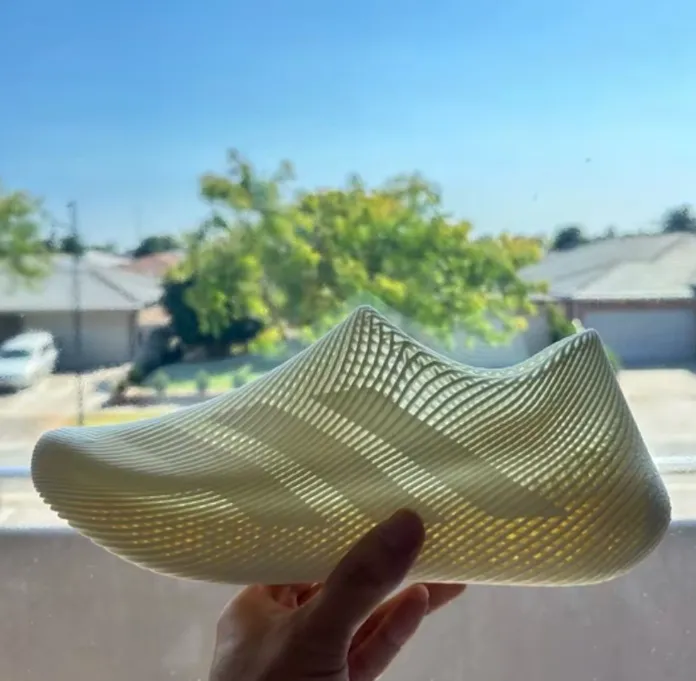 아디다스 클라이마쿨 3D Climacool 오프 화이트 초경량 여름러닝화 JQ8739
