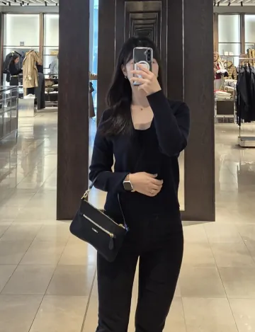 버버리 이너 체크 나일론 파우치 숄더백 블랙 81092711