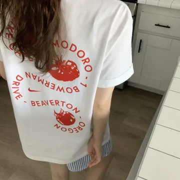 나이키 여성 오버핏 토마토 그래픽 화이트 박시 반팔티