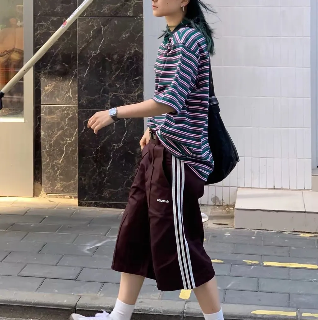 아디다스 80s 삼선 스트라이프 버뮤다 숏 팬츠 반바지 브라운 JC6524