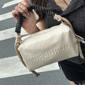 [해외] 버버리 엠보싱 로고 캔버스 화장품 미니 파우치