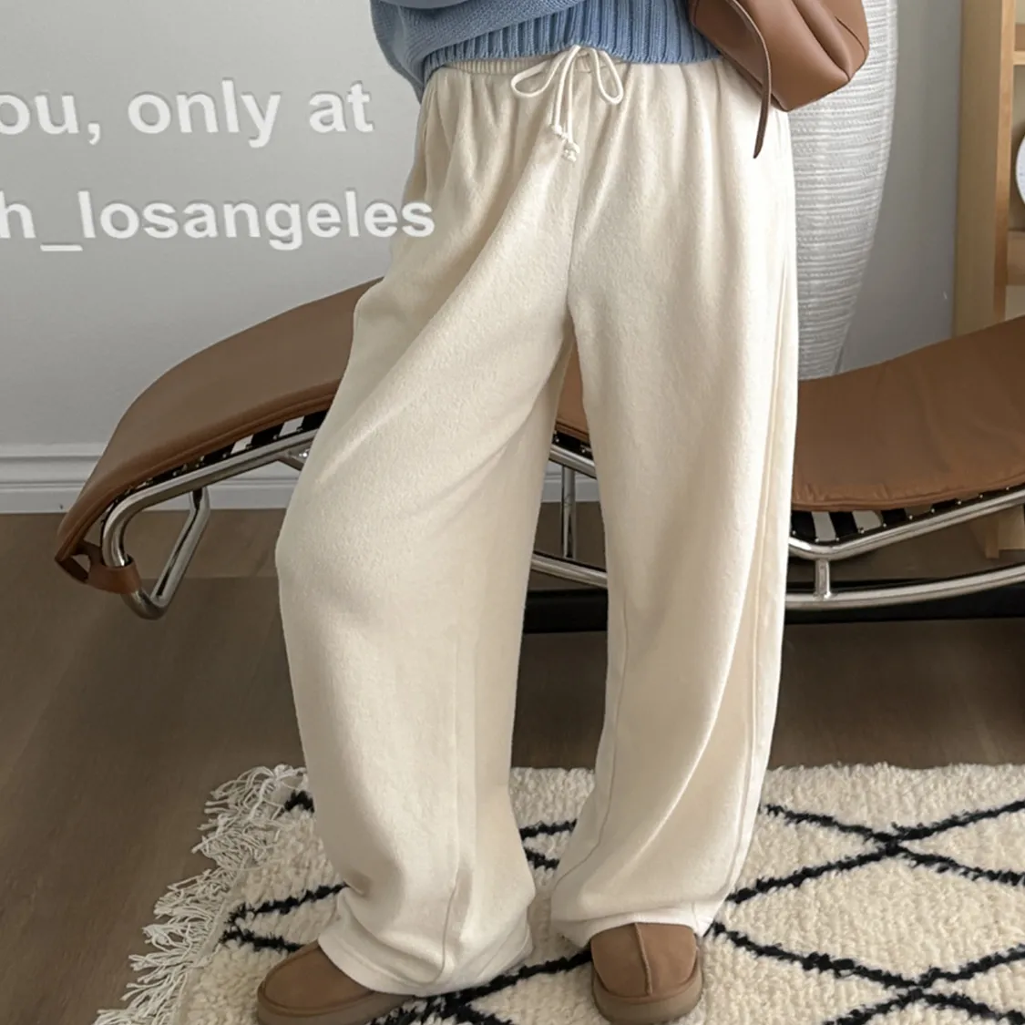 아메리칸이글 여성 소프트 플리스 와이드 트레이닝 팬츠 | 크로켓