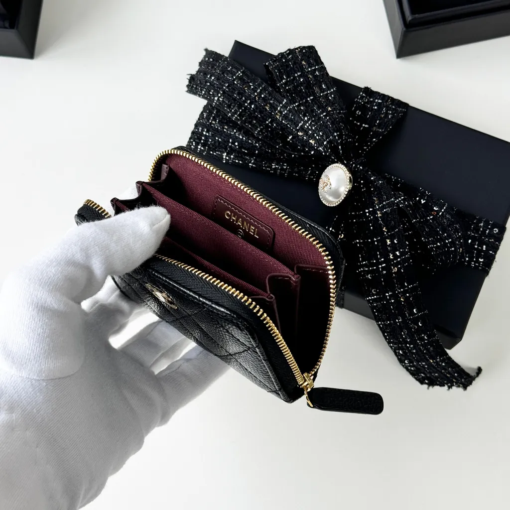 샤넬 클래식 지퍼 카드 지갑 캐비어 블랙 금장 AP0216 | 크로켓