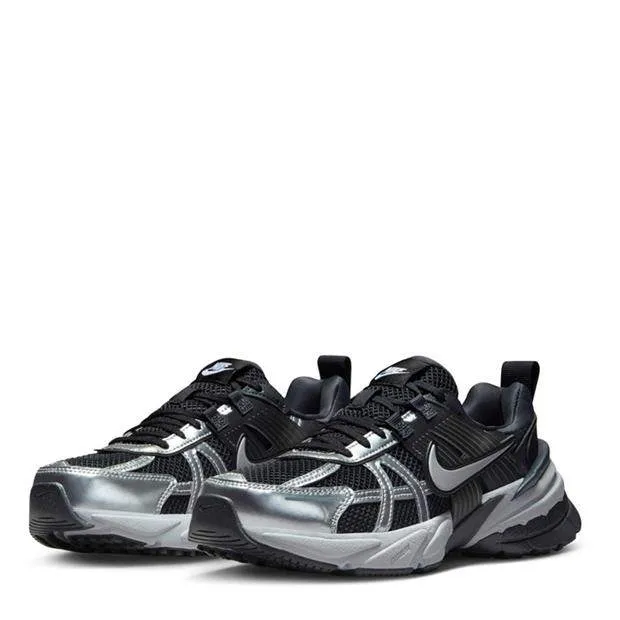 [영국 특가딜] 나이키 Nike V2K 런 블랙 앤 메탈릭 실버 우먼스 FD0736-005