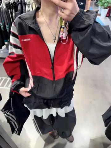 아디다스 산티아고 우븐 트랙탑 KC9134 2컬러