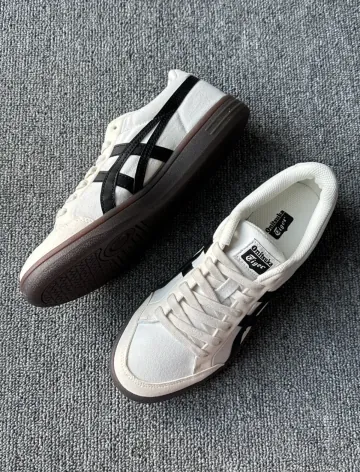 오니츠카 타이거 Advanti 크림 1183B799-101