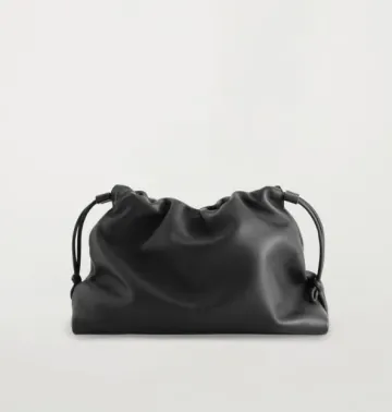 COS 코스 가죽 드로우 스트링 카바텔리 버킷백 블랙 1214224001