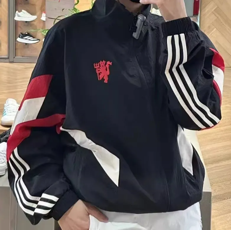 아디다스 맨체스터 유나이티드 맨유 오리지널스 트랙탑 자켓 바람막이 IS6525