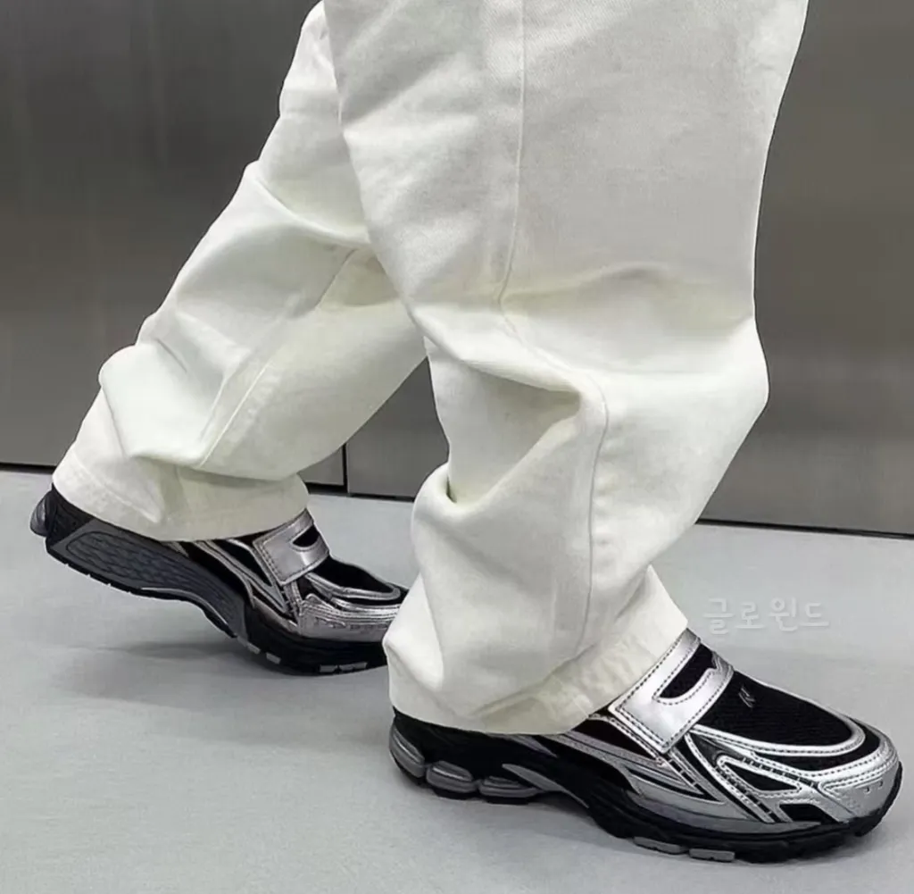 뉴발란스 1906 로퍼 운동화 메탈릭 실버 U1906LOC