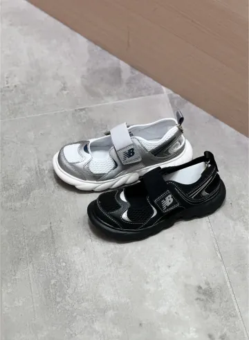 뉴발란스 230 후크와 루프 Hook and Loop 빅키즈 메리제인 2컬러 G23022S G2306PI