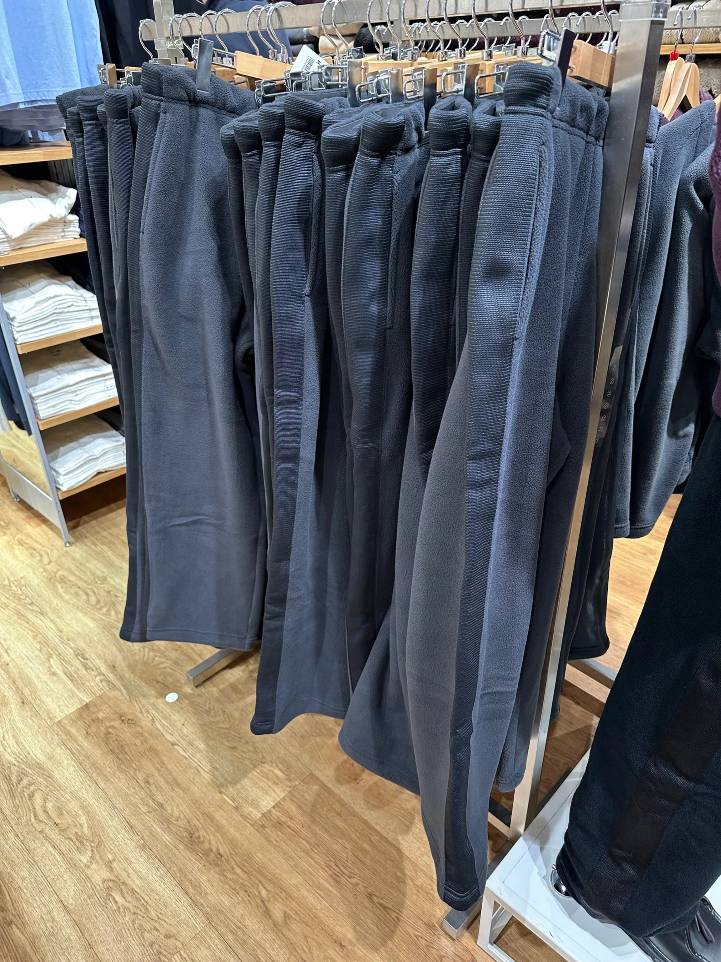 유니클로 x 니들스 Needles 남녀공용 플리스 와이드 팬츠 데일리 와이드핏 바지 483979