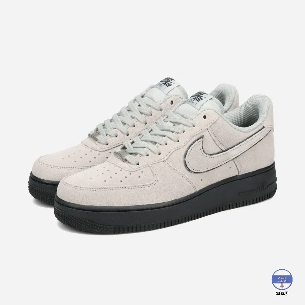나이키 에어포스 1 07 LV8 남성 스니커즈 로우컷 HQ1966-001