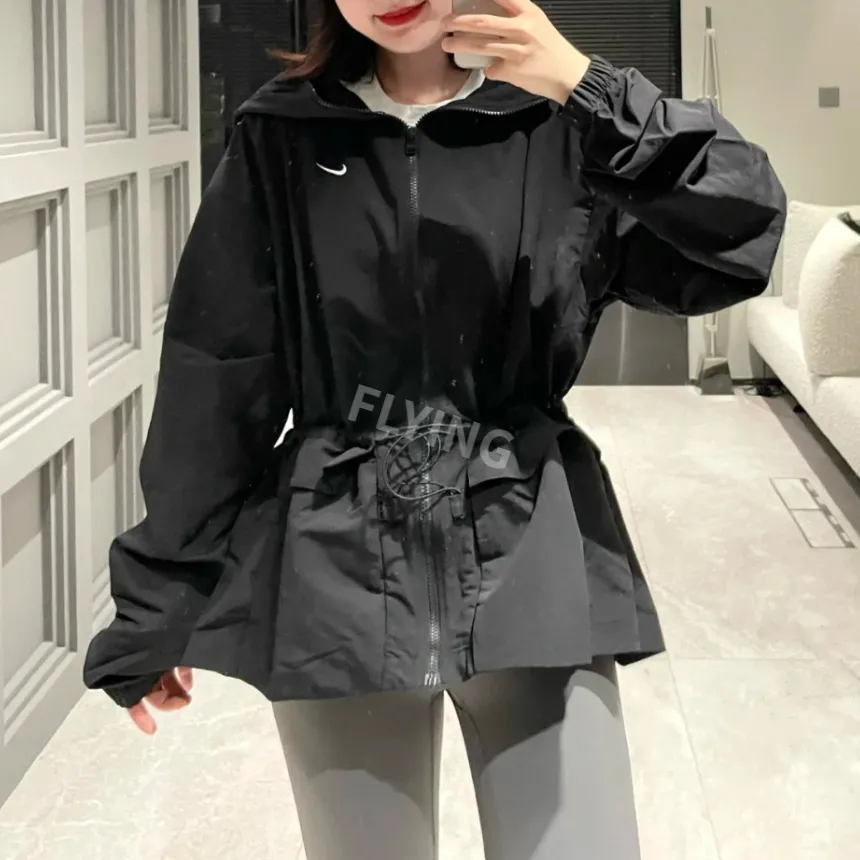 나이키 우먼스 스포츠웨어 에브리씽 우븐 후드 바람막이 블랙 FN3670-010