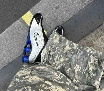 나이키 샥스 R4 블랙 레이서 블루 메탈릭 실버 AR3565-006 [한정수량/타임 특가]