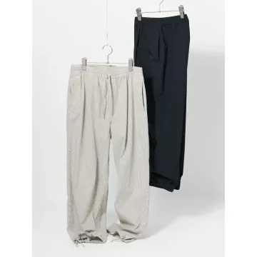 지유 GU 엔지니어드 가먼츠 코드레인 이지 팬츠 2컬러 360215