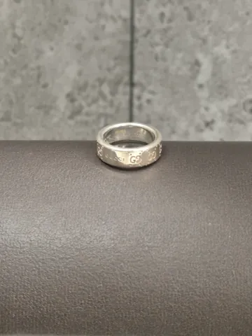 구찌 GG로고 시그니처 6mm 실버 와이드 반지 SILVER 814720 J8400 8106