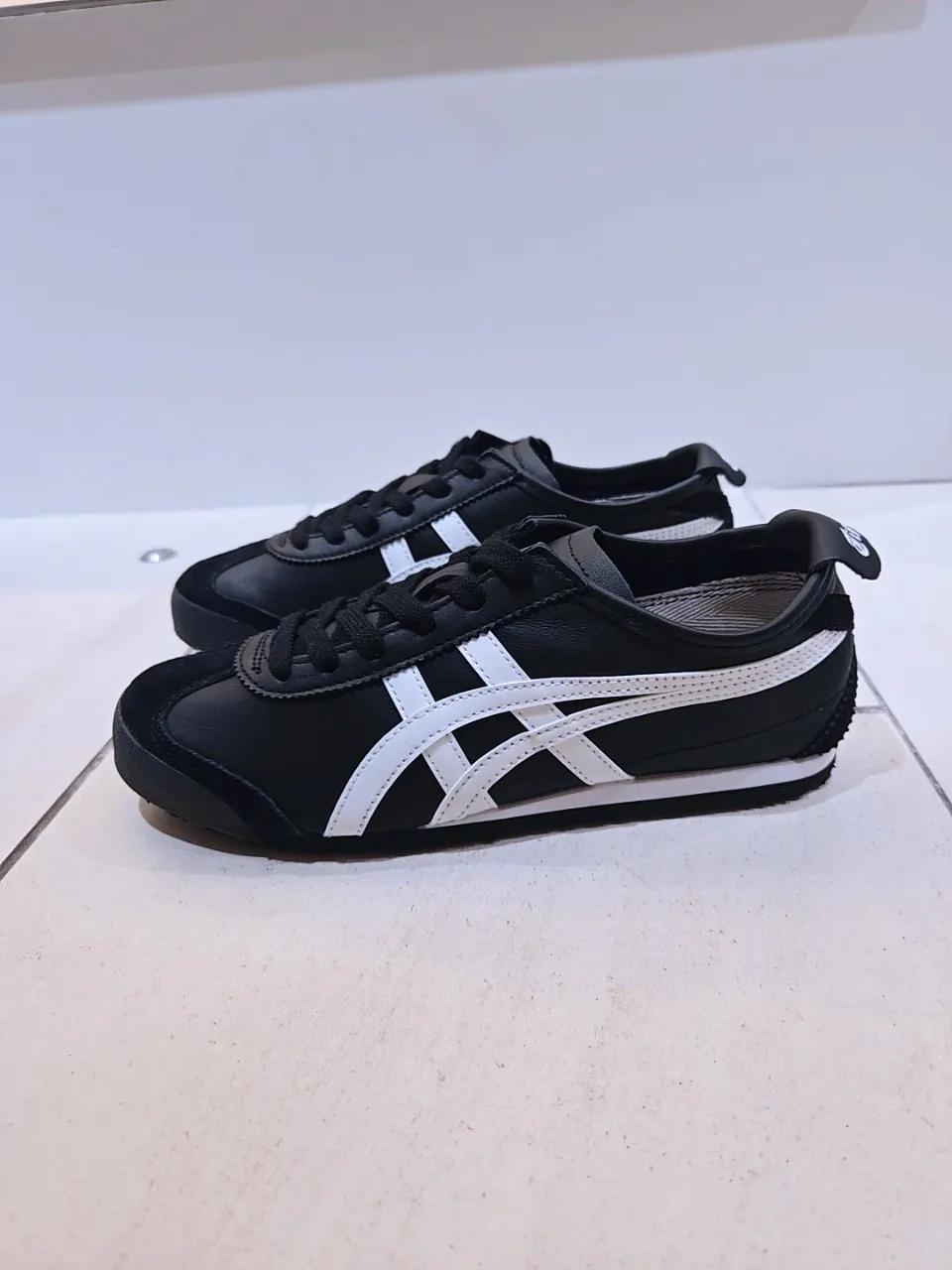 오니츠카타이거 멕시코 66 MEXICO 66 운동화 1183C102-001 | 크로켓