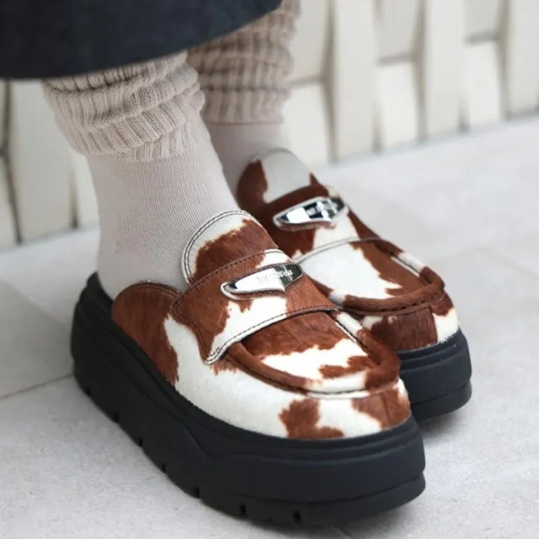 나이키 에어 조던 뮬 카우 헤어 우먼스 IB1497-001