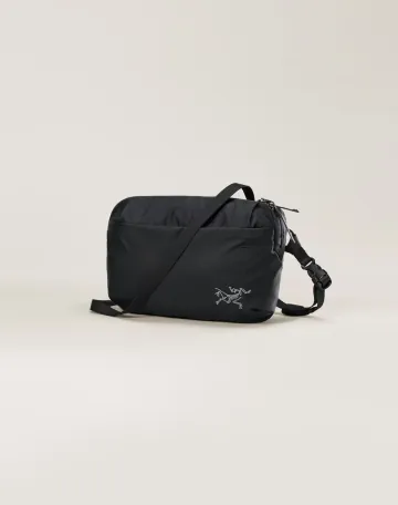 아크테릭스 헬리아드 6 크로스바디백 블랙 X000010359