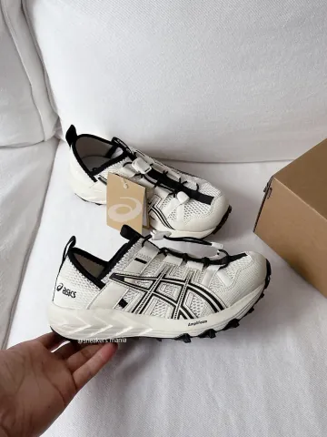 아식스 젤 소노마 TR 이지 슬립온 1203A719-201