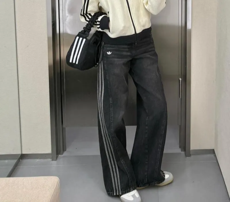 항공직배송 아디다스 오리지널 우먼스 스트라이프 트레포일 로고 청바지  JN0726 JX6865