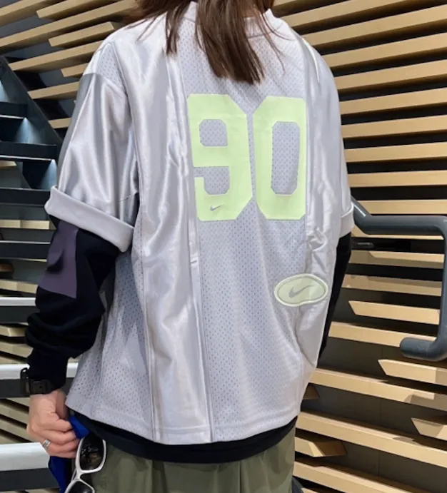 나이키 스포츠웨어 스트리트 오버사이즈 반팔 저지 티셔츠 우먼스 HJ0281-077