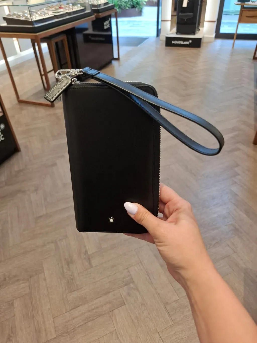 몽블랑 마이스터스튁 컴팩트 트래블 월렛 / 126218 / 관부가세포함 | 크로켓