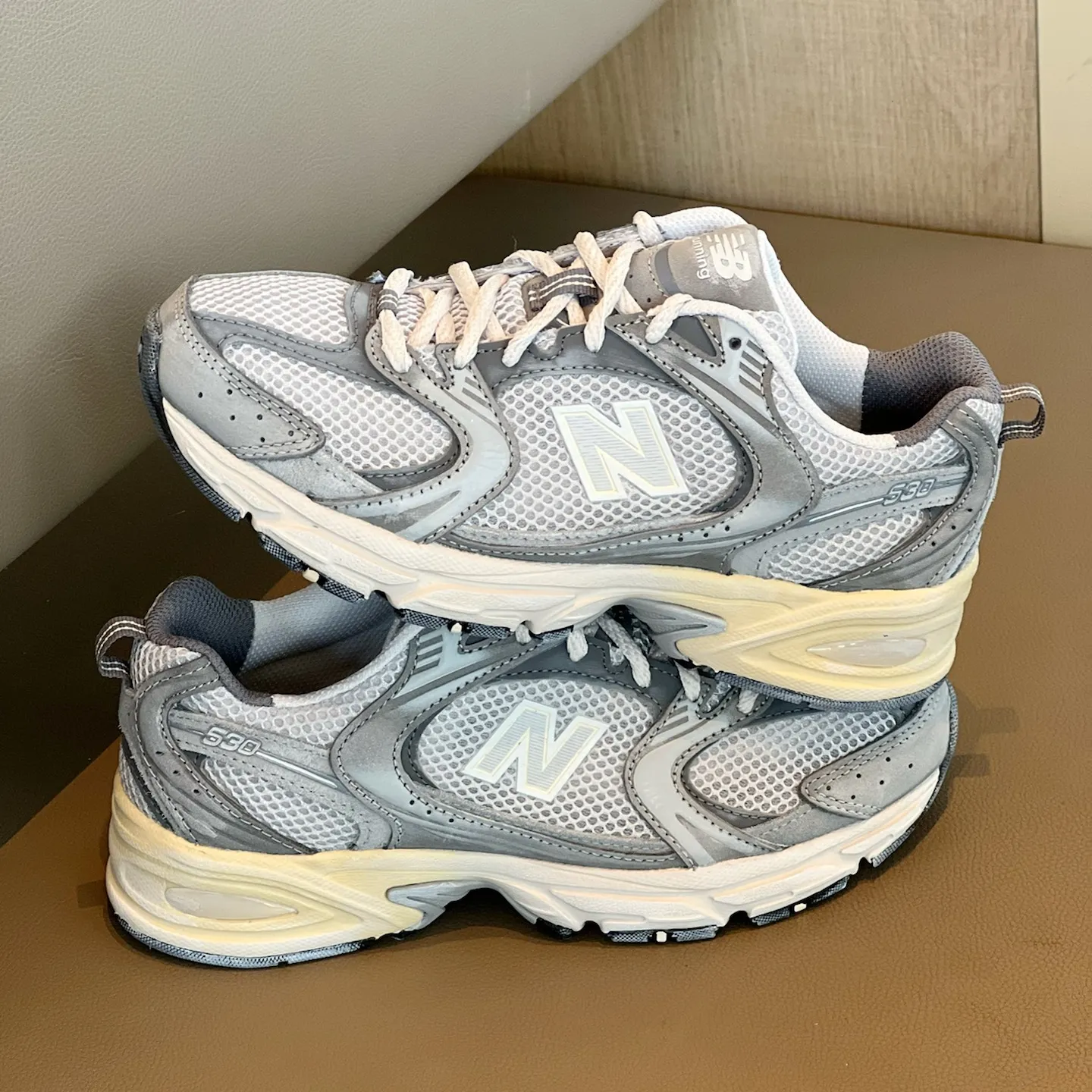 뉴발란스 530 빈티지 그레이 MR530TG