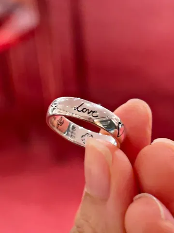관부가세포함 구찌 BLIND X LOVE 레터링 실버 반지
