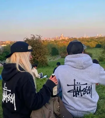 스투시 남녀공용 베이직 후드 티셔츠 후드티 1925000