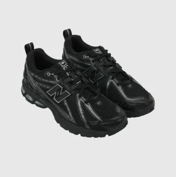 뉴발란스 1906R 블랙 실버 메탈릭 M1906RCH