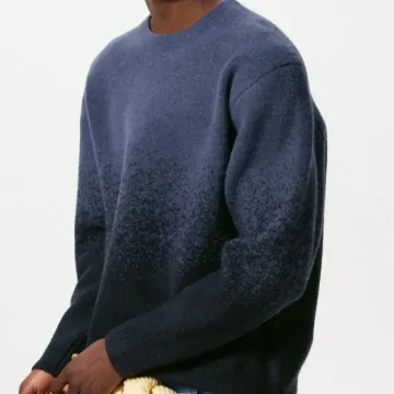 유니클로 JW 앤더슨 수플레얀 그라데이션 크루넥 스웨터 3컬러 479840
