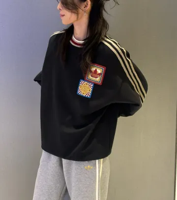 아디다스 마년 크래프티드 크루넥 점퍼 남녀공용 티셔츠 맨투맨 블랙 KU1422