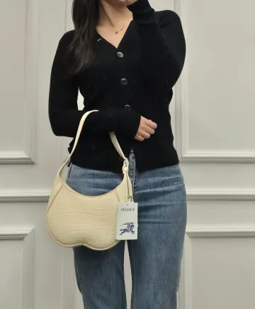 버버리 체스 바게트 스몰 숄더백 2색상 80835111 8083510