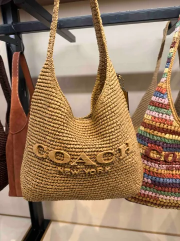 코치 브루클린 28 라탄 숄더백 스트로우 3컬러 CDU75