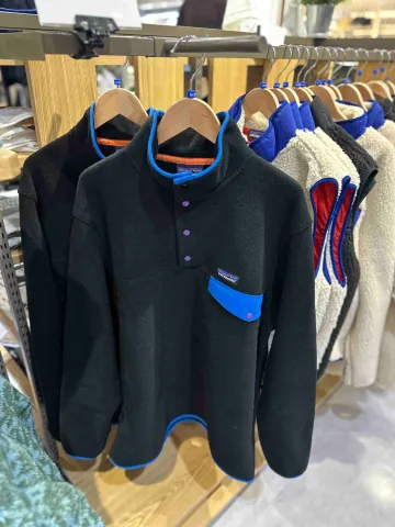 파타고니아 신칠라 라이트웨이트 25551 블랙 블루 XS-XL사이즈
