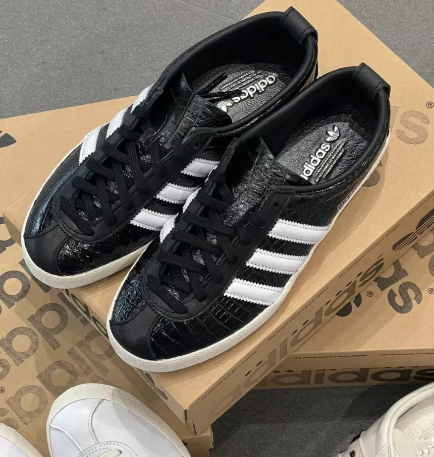 아디다스 블랑 레더 가죽 여성 운동화 코어 블랙 JH8040