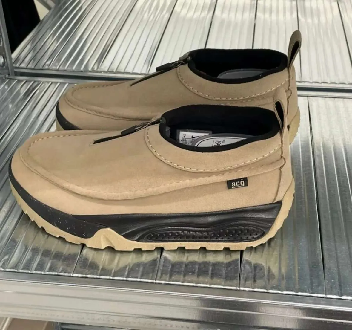 나이키 ACG 이지 카키 앤 블랙 FV4317-200 남성 사이즈