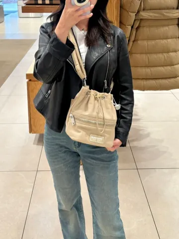 버버리 RYLE 나일론 복조리 크로스백 81044951