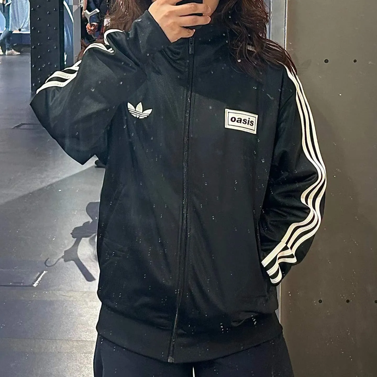 [첼시노즈 특가딜] 아디다스 X 오아시스 한정판 투어 파이어버드 트랙탑 저지 블랙 KT3456 KF3495