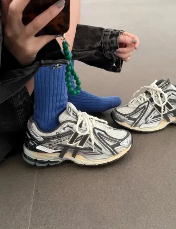 당일출고 뉴발란스 1906A 실버 메탈릭 캐슬락 남녀공용 운동화 M1906AD