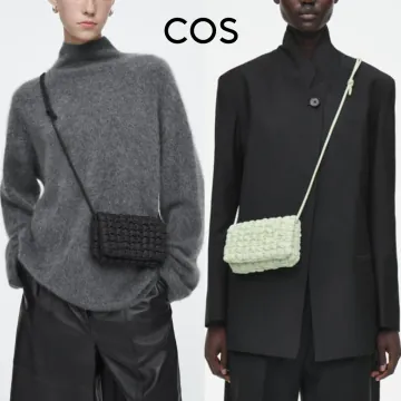 코스 퀼티드 크로스바디 메신저백 퀼팅백 미니백 크로스백 구름백 COS