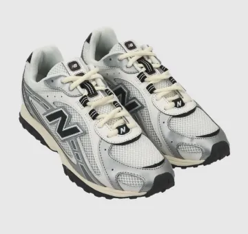 뉴발란스 204L 실버 메탈릭 네이비  U204LSWD