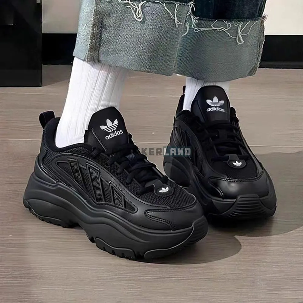 아디다스 우먼스 오즈가이아 키높이 통굽 운동화 블랙 IG6045